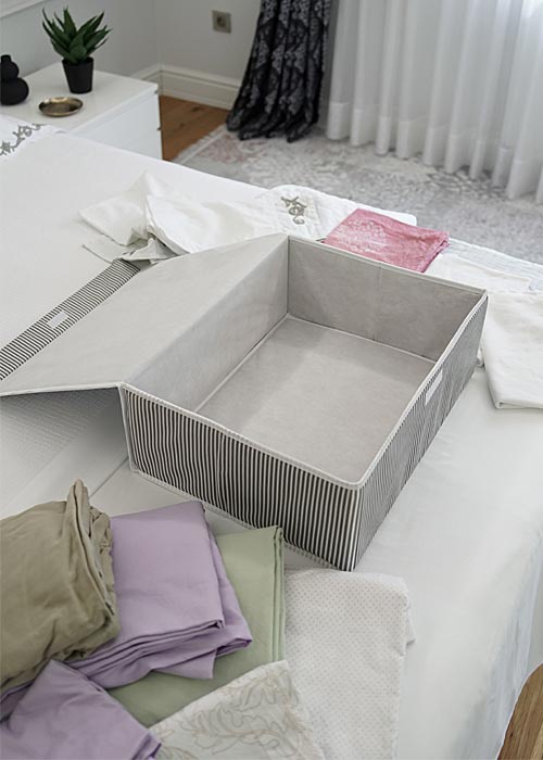 بوكس تخزين فازه striped | عرض قطعتين